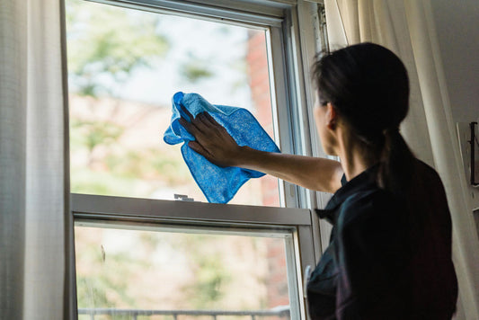 Fensterputzen ohne Streifen: So geht's ganz einfach!